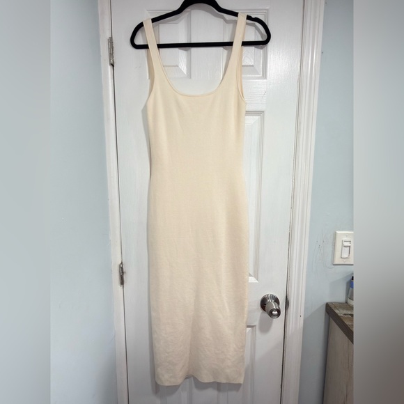 Meshki Off-White Scoop Neck Ribbed Maxi Dress - Picture 16 of 16